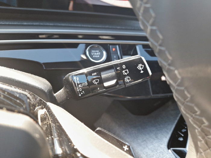 Peugeot 5008 Nouveau Hybrid 145 ch e-DCS6 Allure
