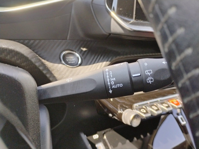 Peugeot 2008 PureTech 100 S&S BVM6 Allure Pack