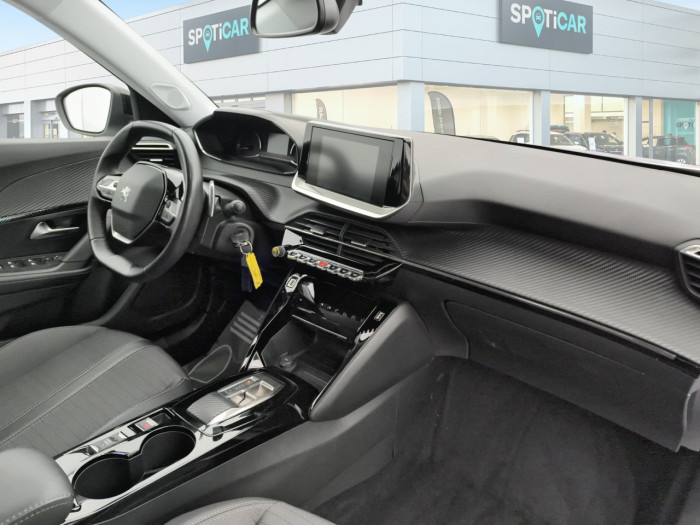 Peugeot 2008 PureTech 130 S&S EAT8 Allure