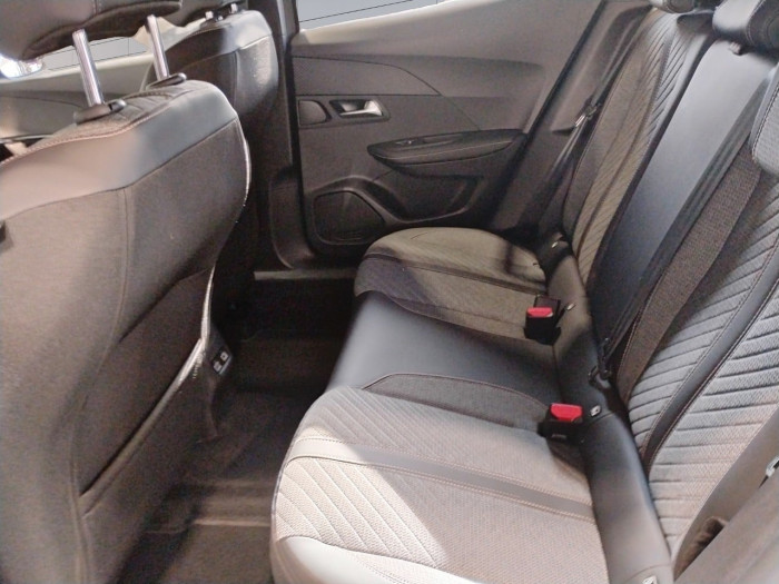 Peugeot 2008 PureTech 100 S&S BVM6 Allure