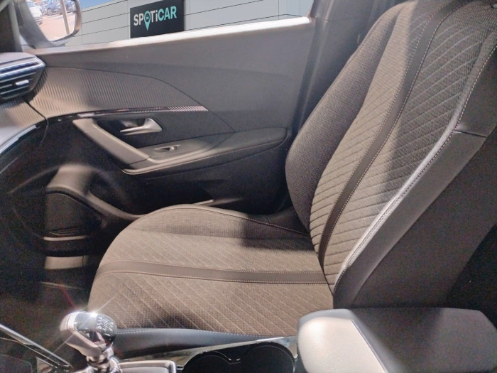 Peugeot 2008 PureTech 100 S&S BVM6 Allure
