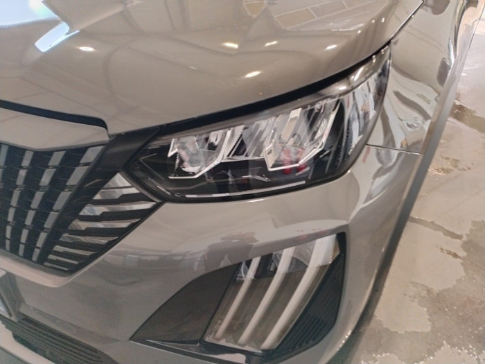 Peugeot 2008 PureTech 100 S&S BVM6 Allure