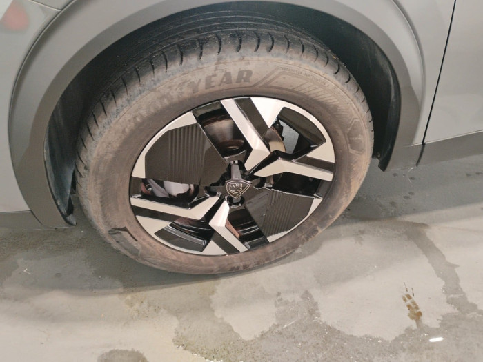 Peugeot 2008 PureTech 100 S&S BVM6 Allure
