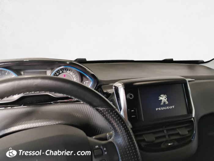 Peugeot 2008 PureTech 130ch S&S BVM6 Crossway