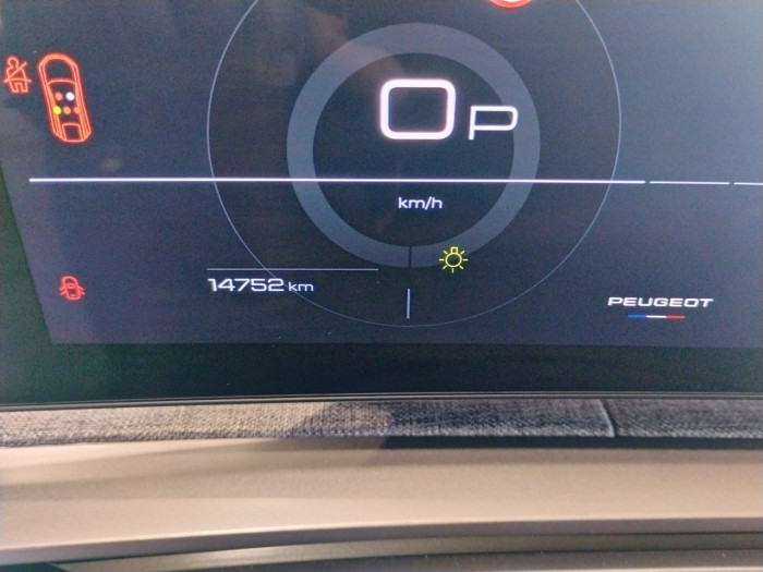 Peugeot 3008 Hybrid 136 e-DCS6 Allure