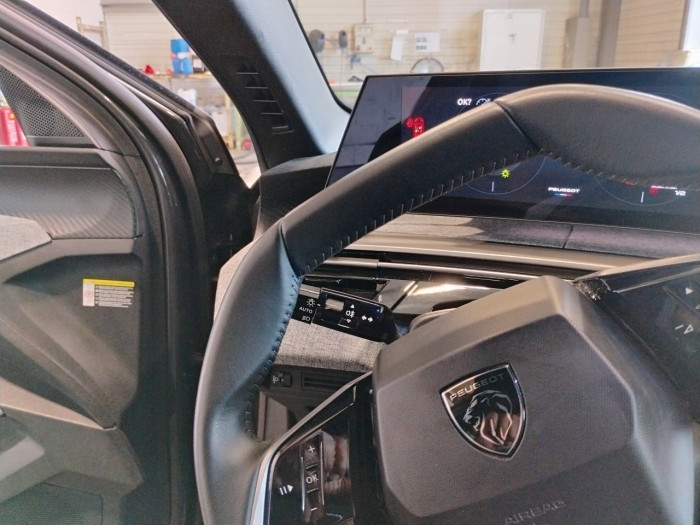Peugeot 3008 Hybrid 136 e-DCS6 Allure