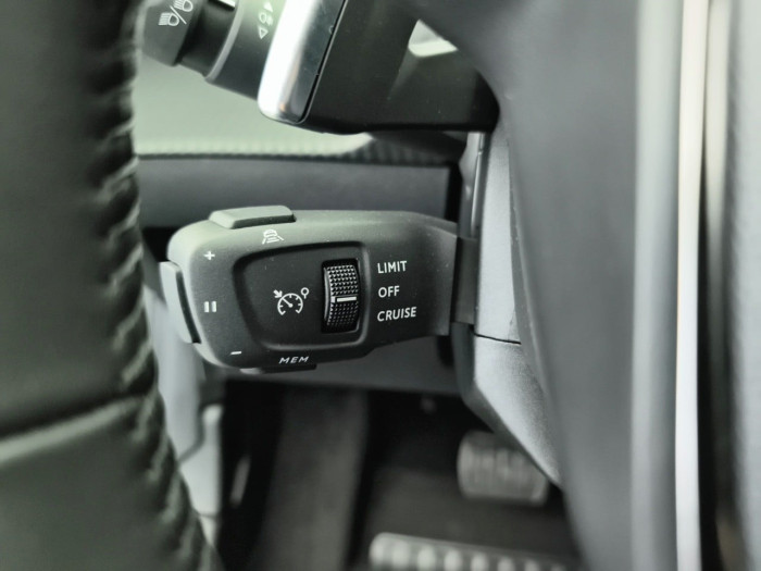 Peugeot 208 Nouvelle Hybrid 145 ch e-DCS6 Allure