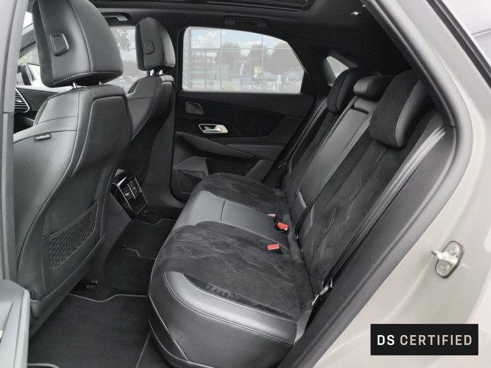 DS DS7 CROSSBACK Hybride E-Tense 300 EAT8 4x4 Performance Line+