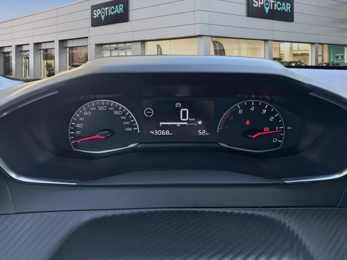Peugeot 208 PureTech 75 S&S BVM5 Like