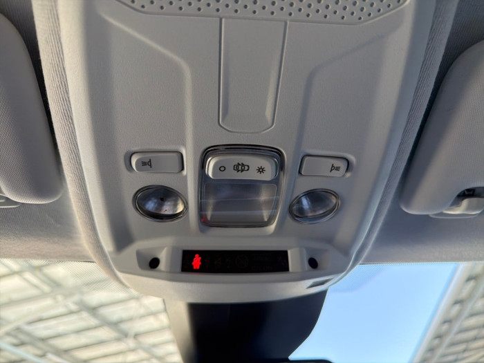 Peugeot 208 PureTech 75 S&S BVM5 Like