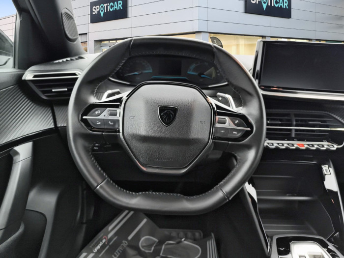 Peugeot 2008 Hybrid 136 e-DCS6 Allure