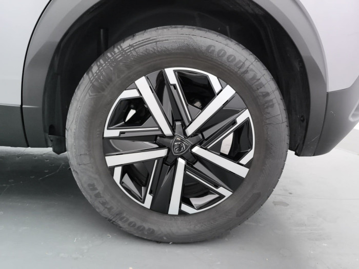 Peugeot 2008 Hybrid 136 e-DCS6 Allure