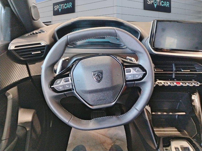 Peugeot 2008 Hybrid 136 e-DCS6 Style
