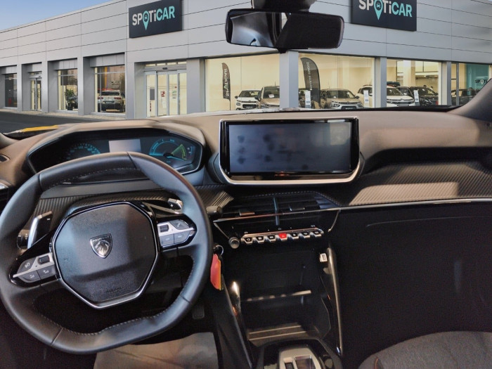 Peugeot 2008 Hybrid 136 e-DCS6 Style