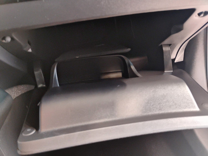 Peugeot 2008 Hybrid 136 e-DCS6 Style