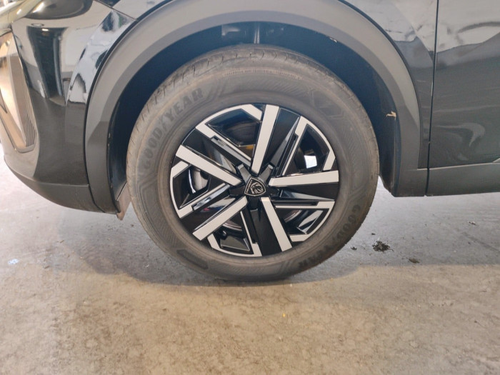 Peugeot 2008 Hybrid 136 e-DCS6 Style