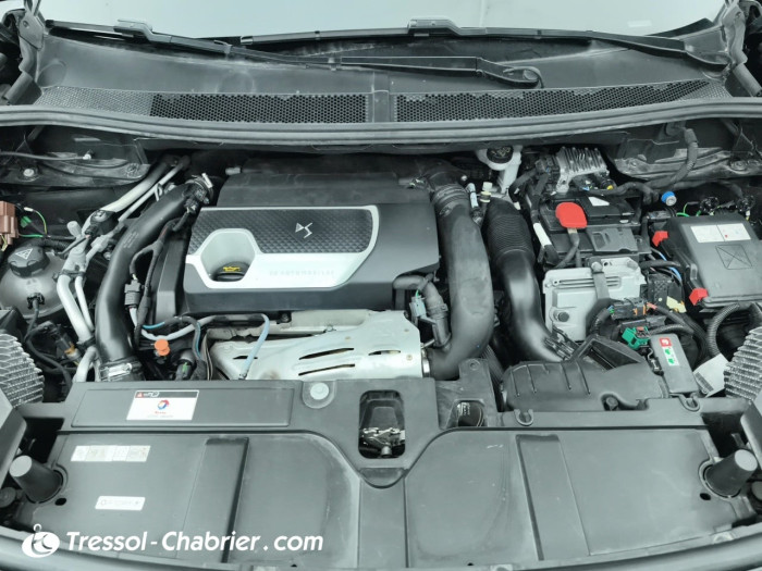 DS DS7 CROSSBACK Hybride E-Tense 300 EAT8 4x4 Louvre