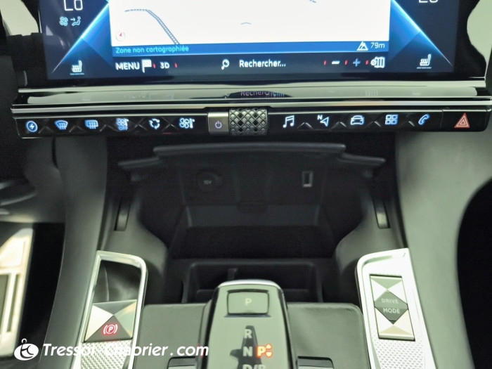 DS DS7 CROSSBACK Hybride E-Tense 300 EAT8 4x4 Louvre