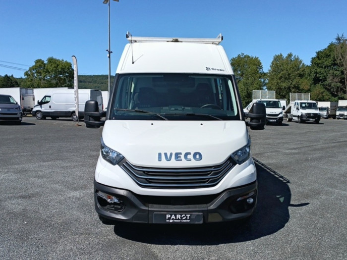 IVECO Daily 35S Fg 35S18H V12