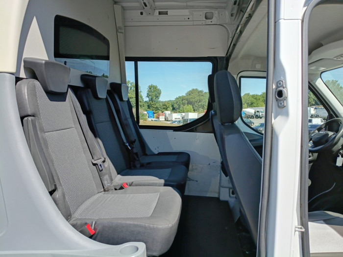 IVECO Daily 35S Fg 35S18H V12