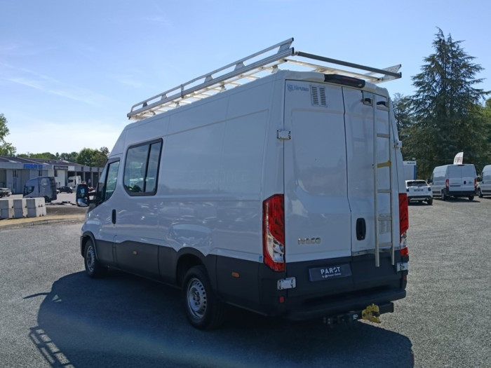 IVECO Daily 35S Fg 35S18H V12