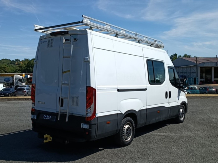 IVECO Daily 35S Fg 35S18H V12