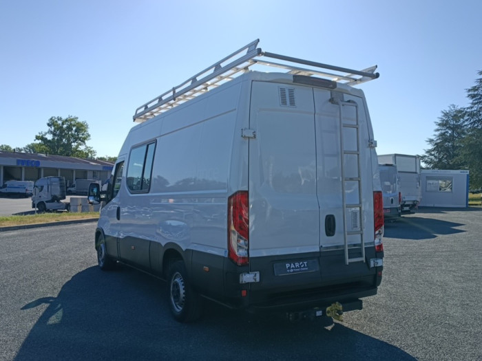 IVECO Daily 35S Fg 35S18H V12