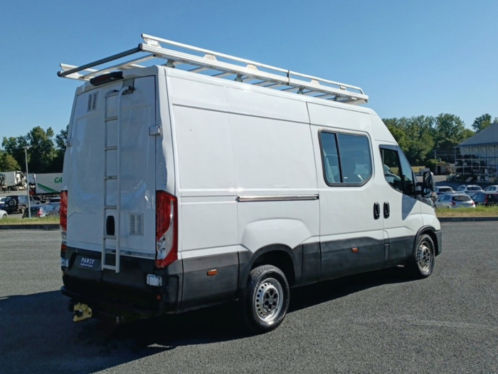 IVECO Daily 35S Fg 35S18H V12