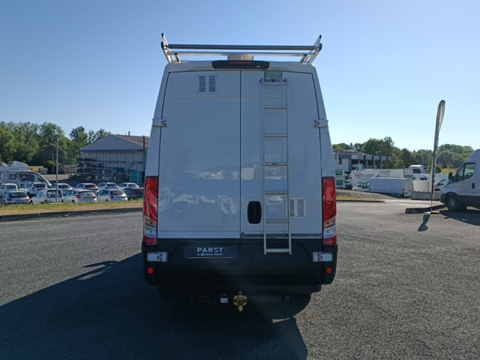 IVECO Daily 35S Fg 35S18H V12
