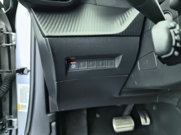 Peugeot 2008 PureTech 130 S&S EAT8 GT