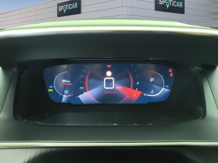 Peugeot 2008 PureTech 130 S&S EAT8 GT
