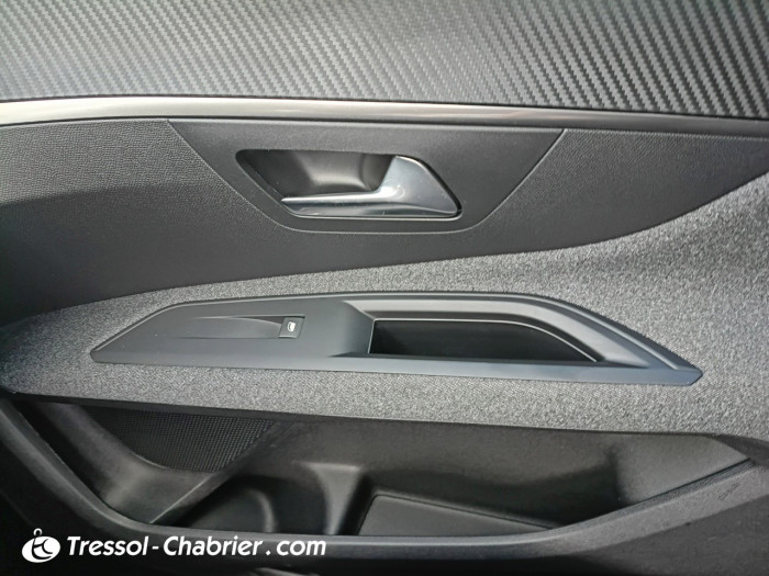 Peugeot 3008 BlueHDi 130ch S&S EAT8 Active Pack