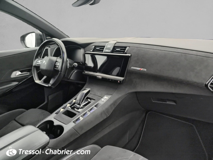 DS DS7 CROSSBACK BlueHDi 130 EAT8 Performance Line