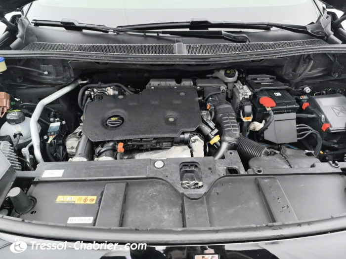 DS DS7 CROSSBACK BlueHDi 130 EAT8 Performance Line