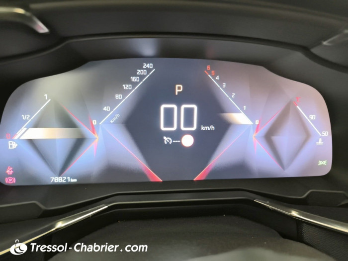 DS DS7 CROSSBACK BlueHDi 130 EAT8 Performance Line