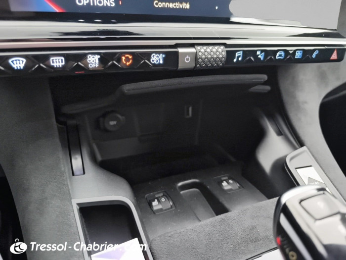 DS DS7 CROSSBACK BlueHDi 130 EAT8 Performance Line