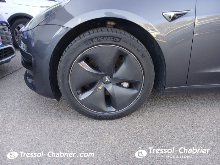 Tesla Model 3 Standard Range Plus RWD