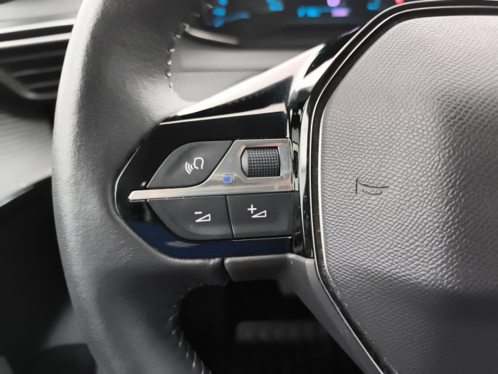 Peugeot 208 ELECTRIQUE 50 kWh 136ch Like