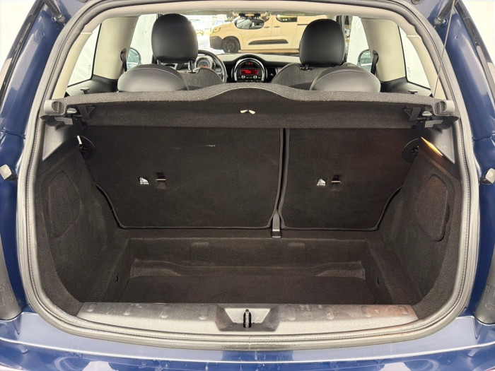 MINI HATCH 3 PORTES F56 Cooper 136 ch Finition Business