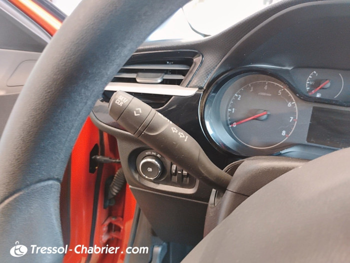 Opel CORSA 1.2 75 ch BVM5 Design & Tech