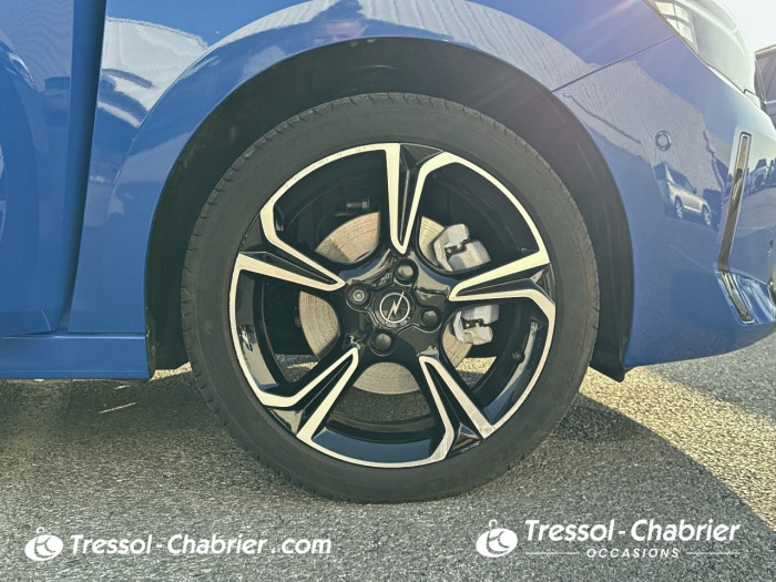 Opel CORSA 1.2 Turbo Hybrid 136 ch e-DCT6 GS