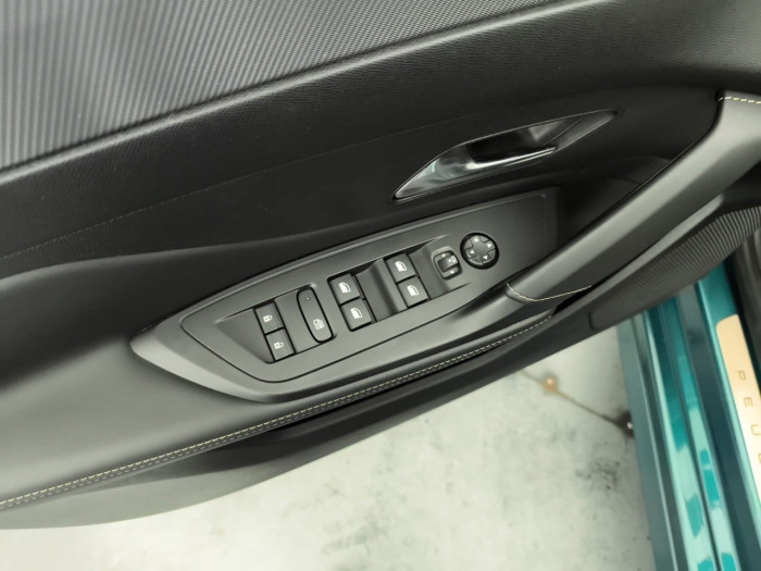 Peugeot 308 SW BlueHDi 130ch S&S EAT8 GT