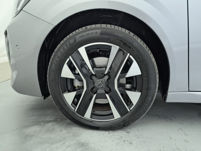 Peugeot 208 Nouvelle Hybrid 110 ch e-DCS6 Allure