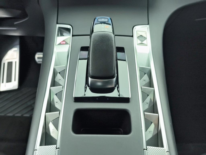 DS DS 7 Hybride Rechargeable E-Tense 225 EAT8 Opera