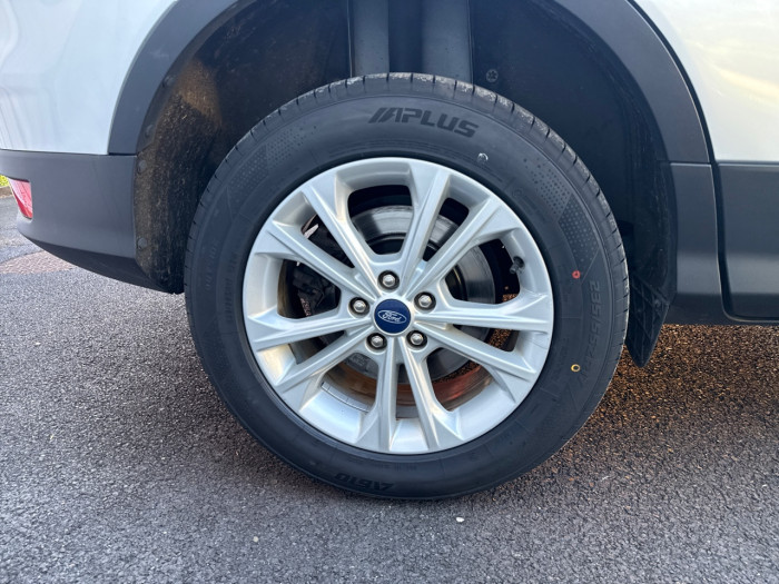 Ford Kuga 1.5 TDCi 120ch Stop&Start Titanium 4x2 Euro6.2