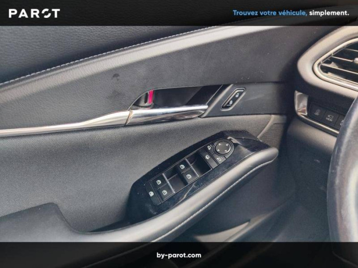 Mazda CX-30 2022 2.0L e-SKYACTIV G M Hybrid 122 ch 4x2 BVA6 Sportline Bose