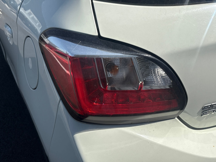 Mitsubishi Space Star 1.2 MIVEC 71ch Red Line EDITION 2024