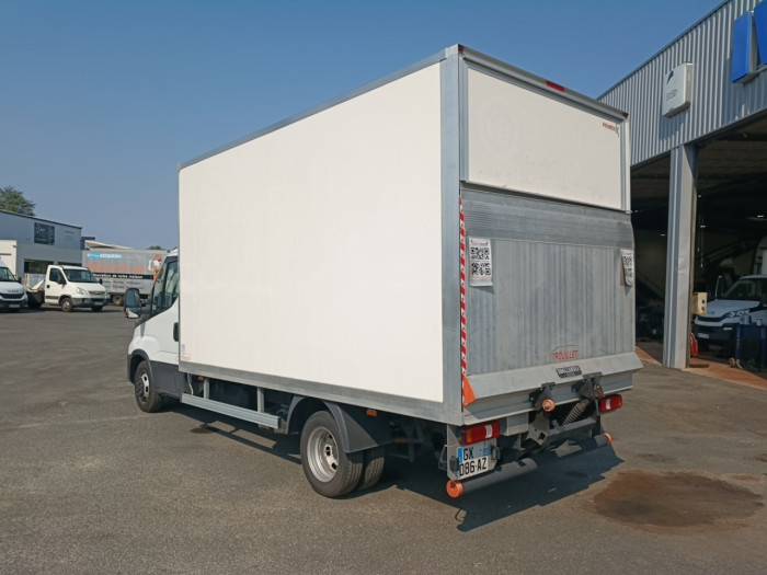 IVECO Daily CCb 35C16H empattement 4100 3.0