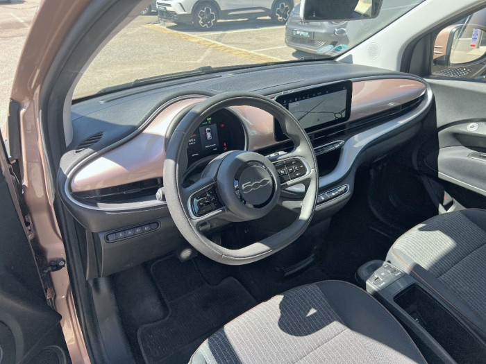 Fiat 500e BERLINE MY22 SERIE 1 STEP 2 500 e 95 ch Icône