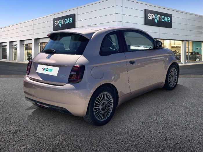 Fiat 500e BERLINE MY22 SERIE 1 STEP 2 500 e 95 ch Icône